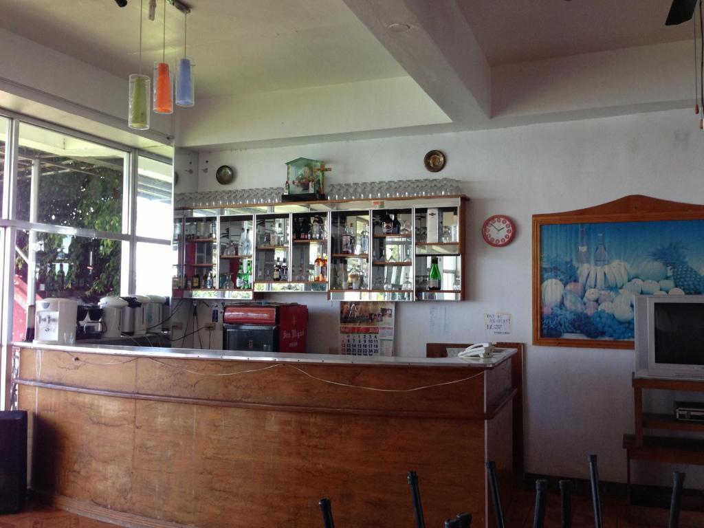 Ladaga Inn & Restaurant Panglao-stad Buitenkant foto