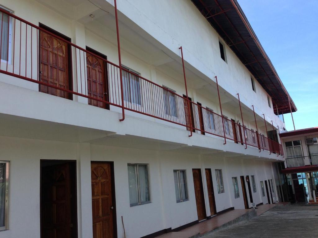 Ladaga Inn & Restaurant Panglao-stad Buitenkant foto